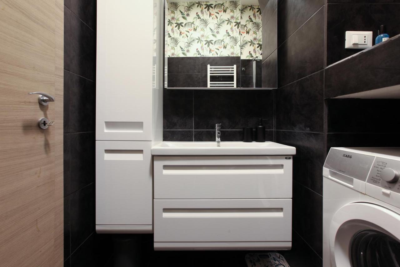 Modern Apartment Close To Shopping District Μιλάνο Εξωτερικό φωτογραφία